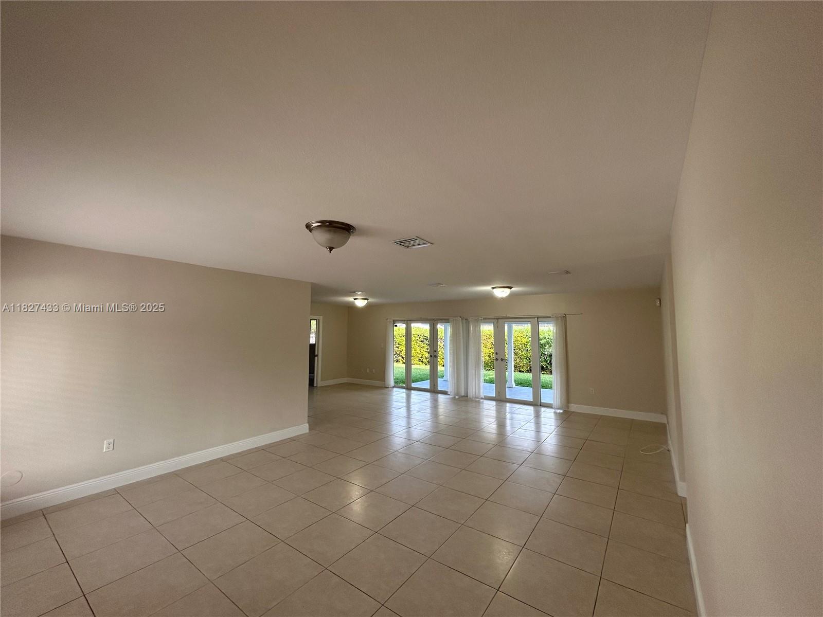 Snapper Crk Park Un 1 - Residential Lease
