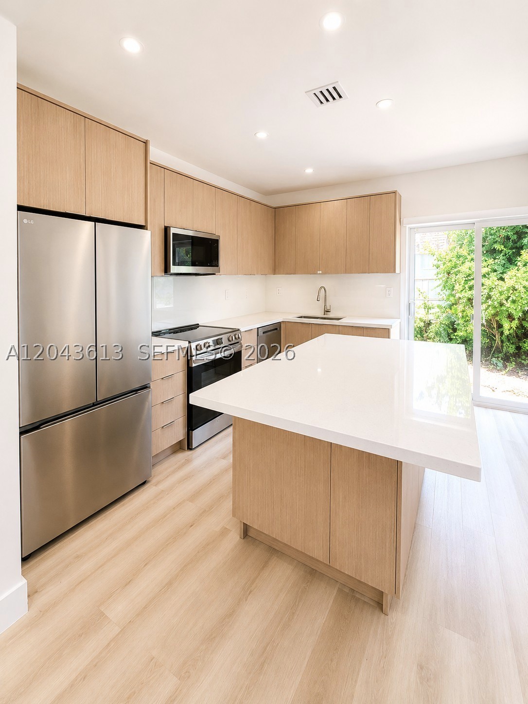 SUNSET ISLES SEC 4 - Residential