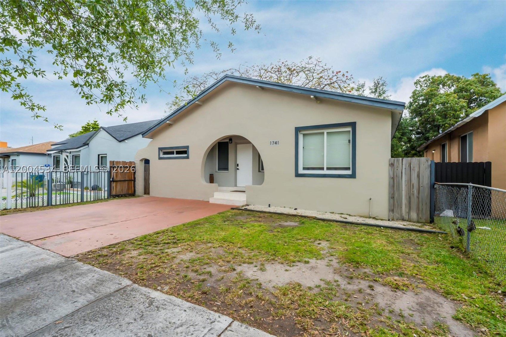 17 AVE MANOR 2ND ADDN - Residential