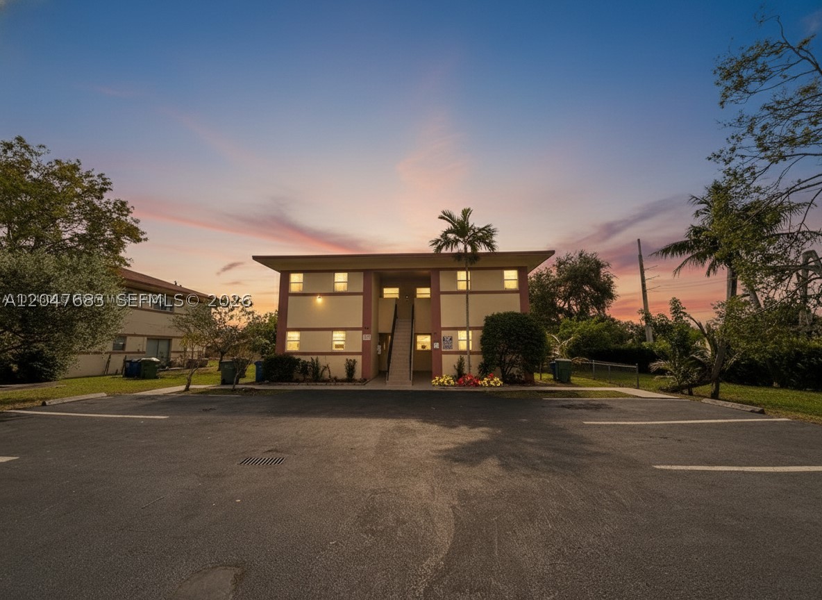 GOLDEN HEIGHTS - Residential Lease