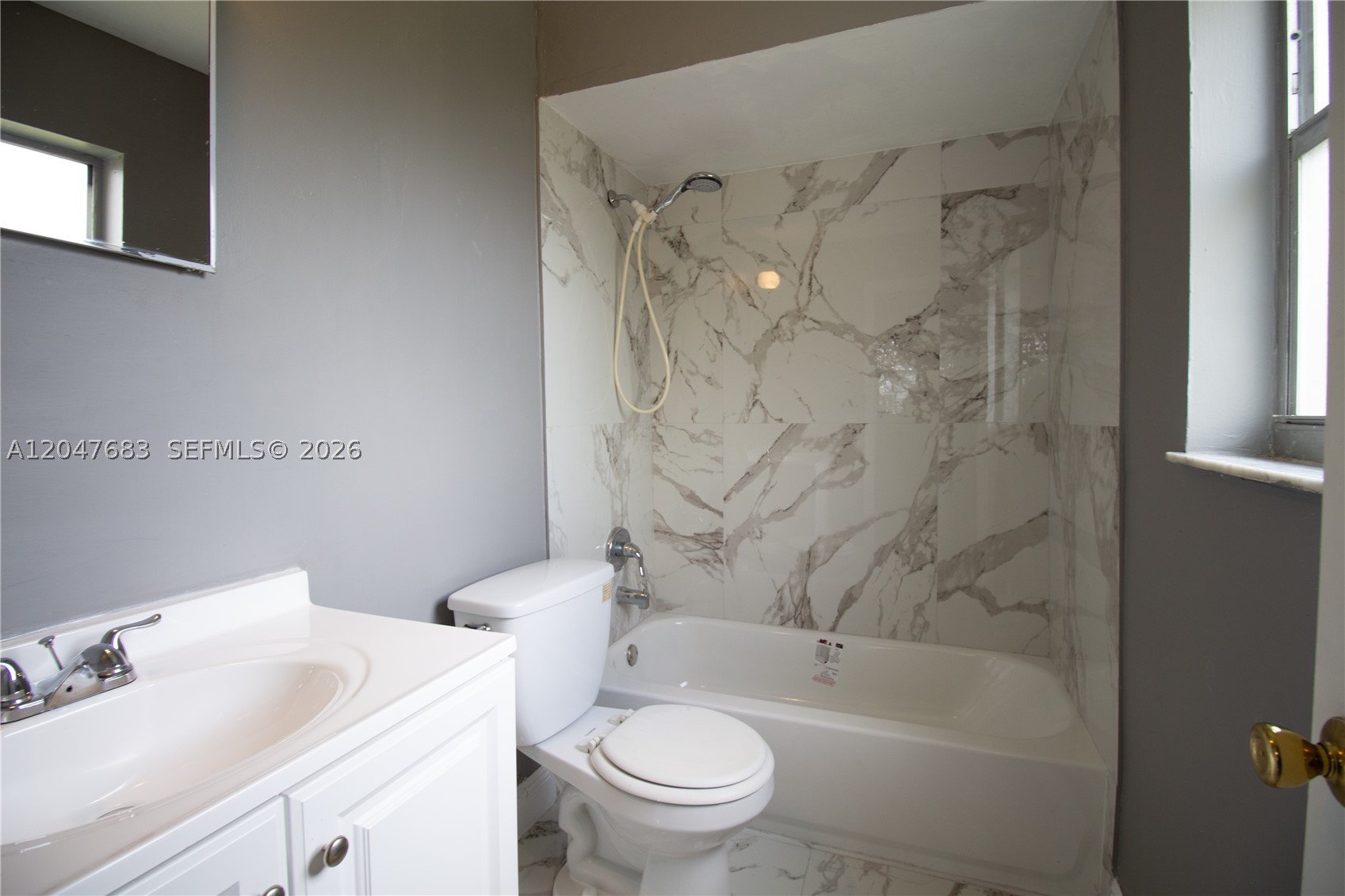 GOLDEN HEIGHTS - Residential Lease