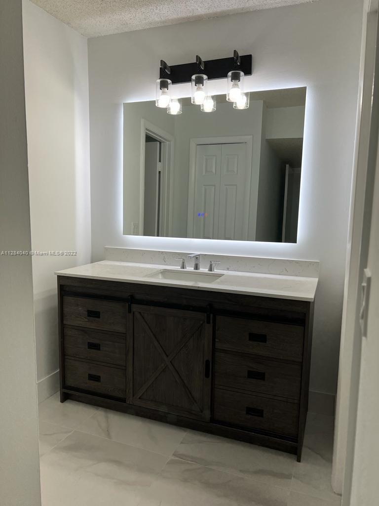 WESTON LAKES 21 INC CONDO - Residential Lease