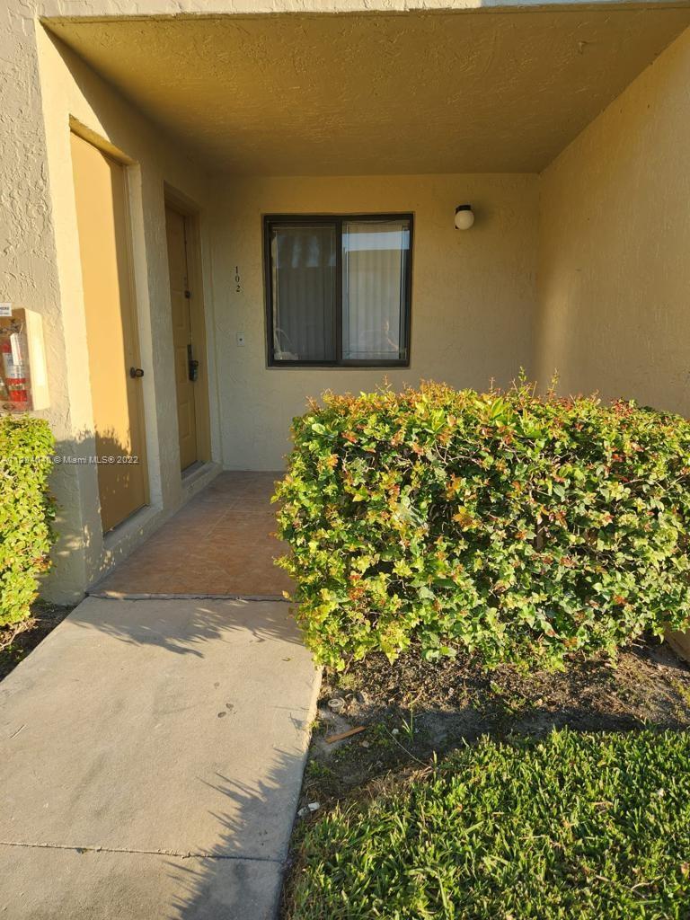 WESTON LAKES 21 INC CONDO - Residential Lease
