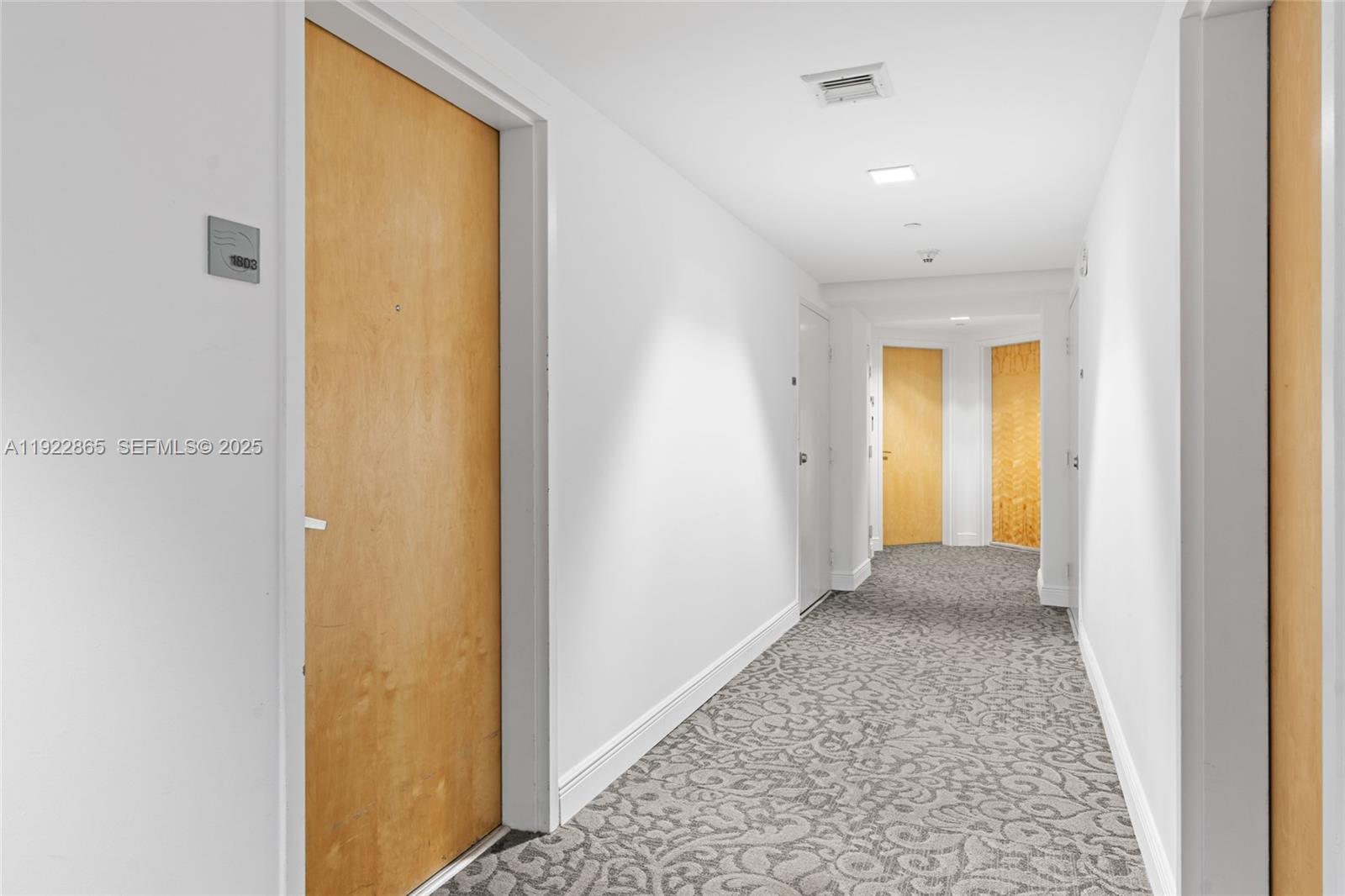 WIND CONDO - Residential Lease