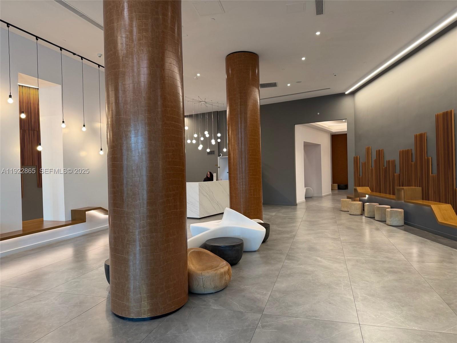 WIND CONDO - Residential Lease