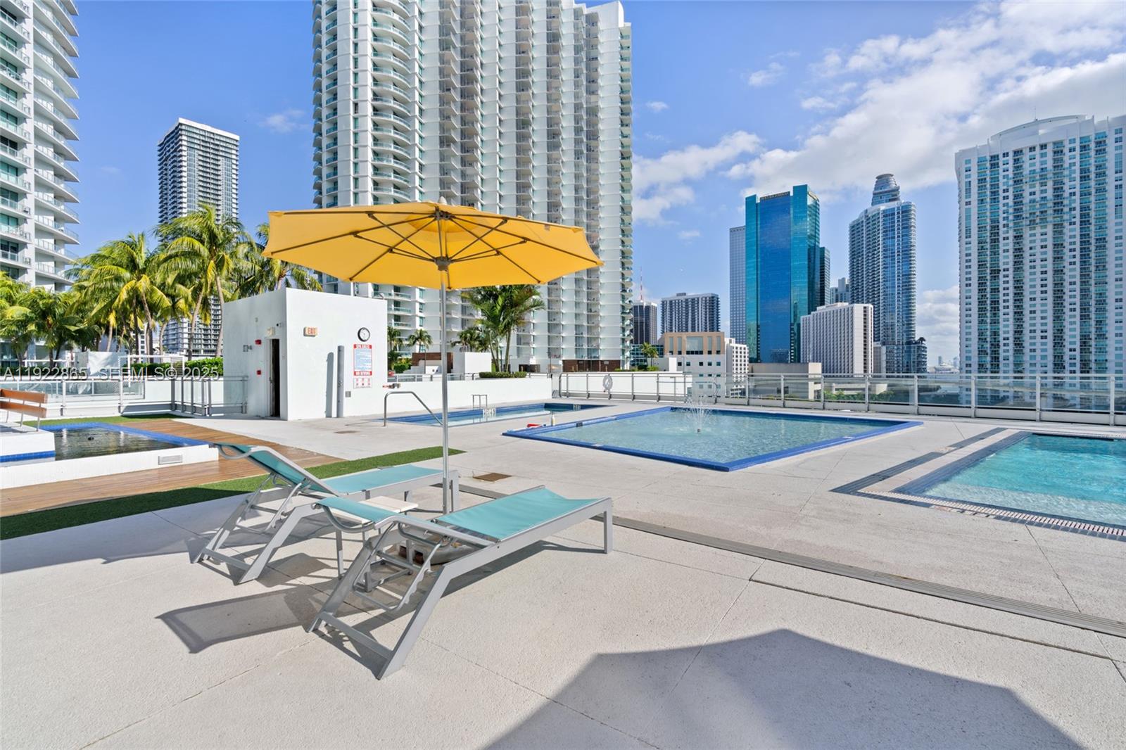 WIND CONDO - Residential Lease