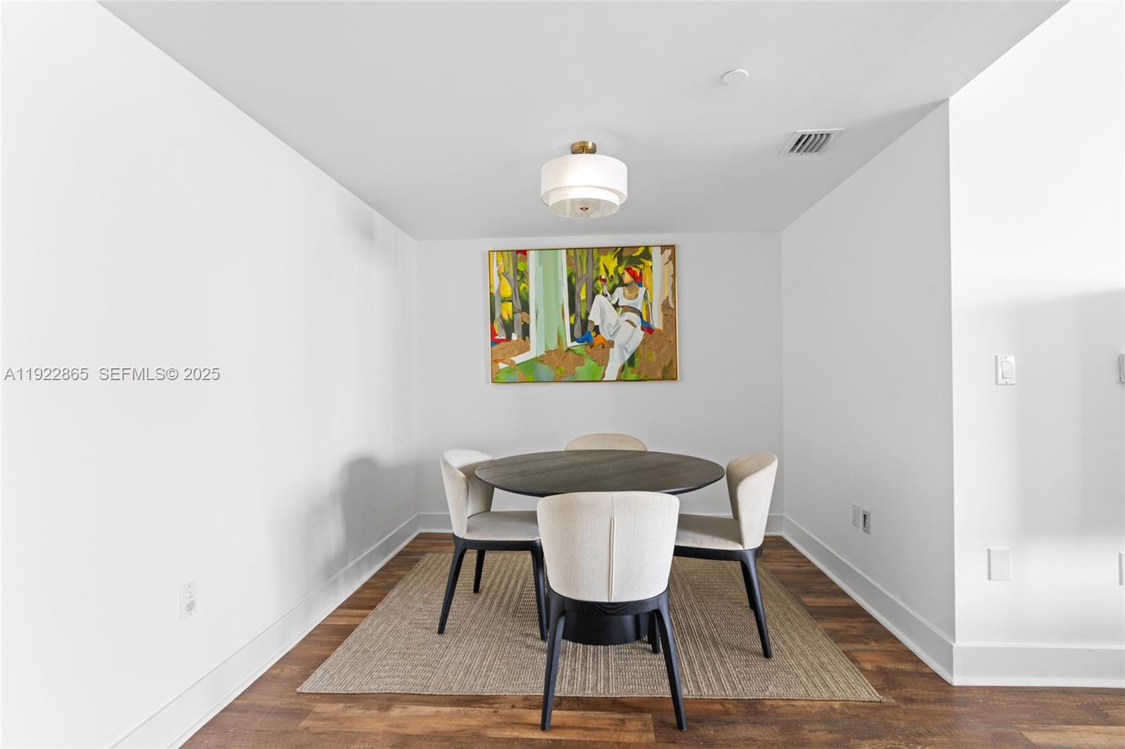 WIND CONDO - Residential Lease