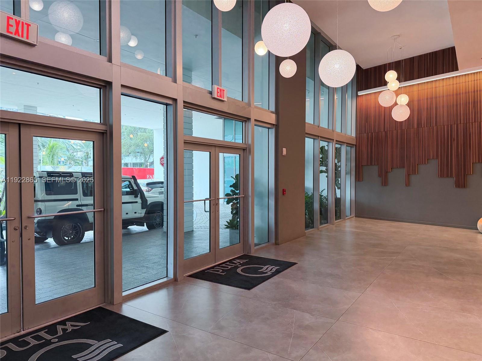 WIND CONDO - Residential Lease