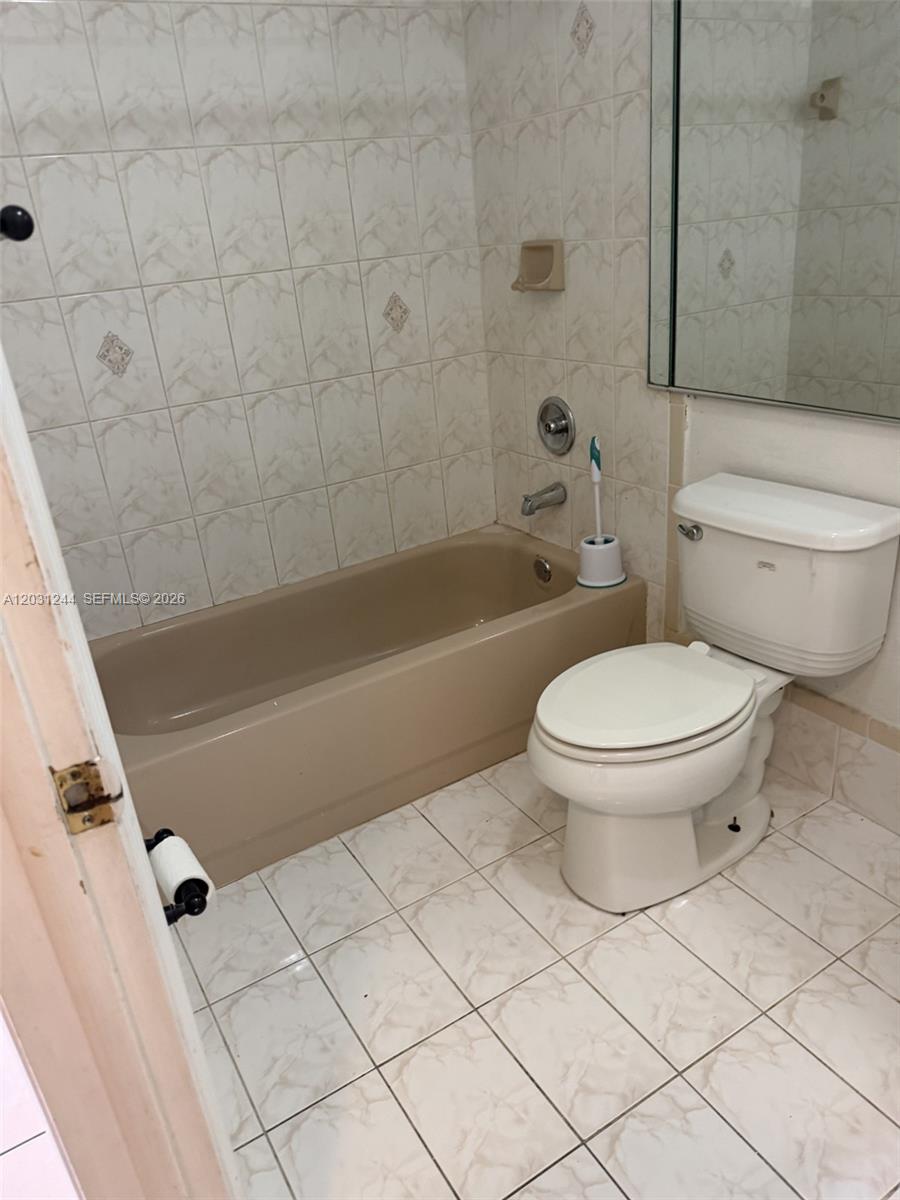 P A AT CORAL REEF - Residential