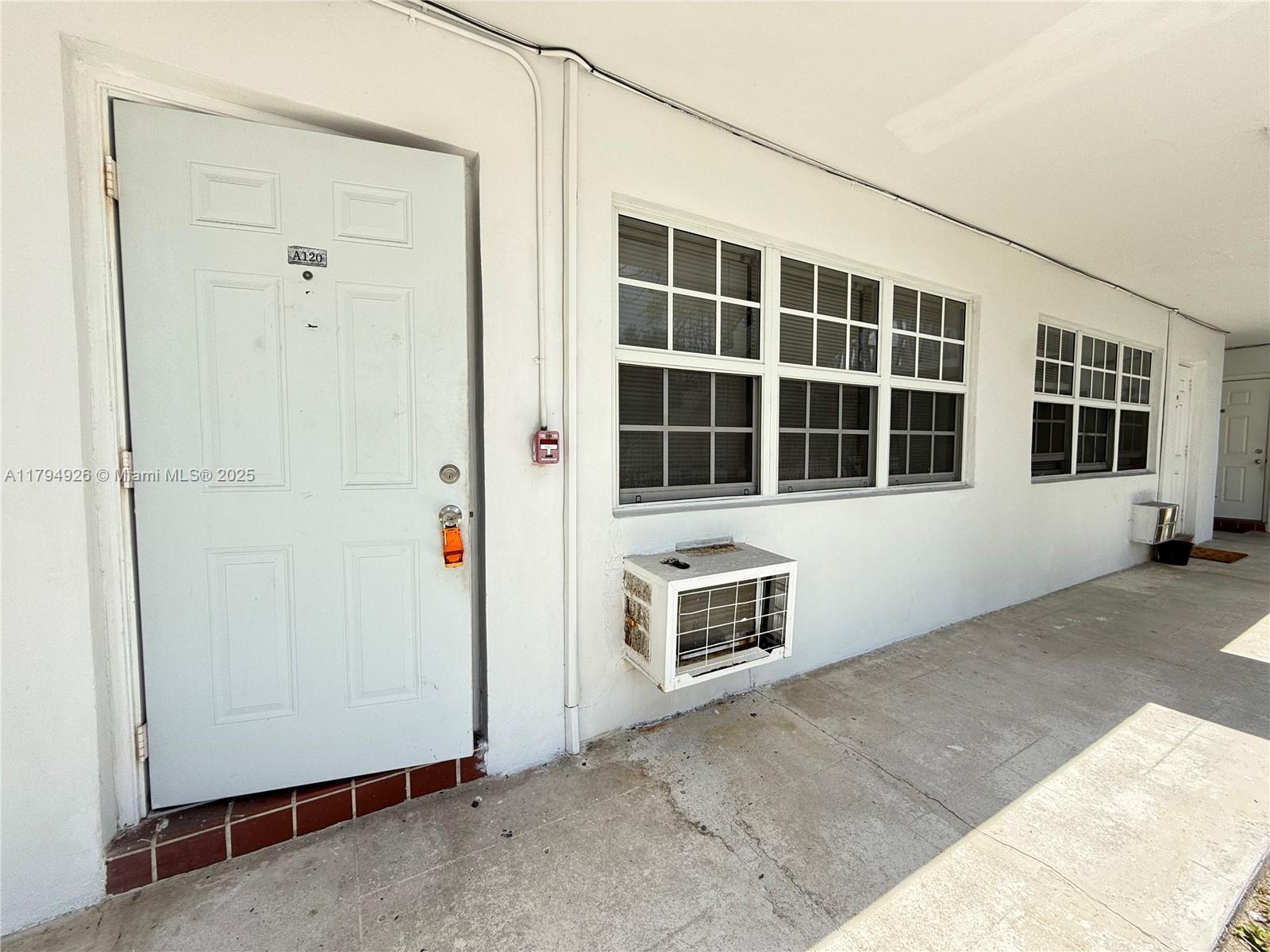 COLONIAL COURT CONDO BLDG - Residential Lease