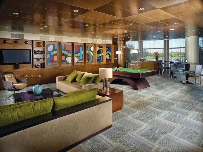 TAO SAWGRASS CONDOMINIUM - Residential