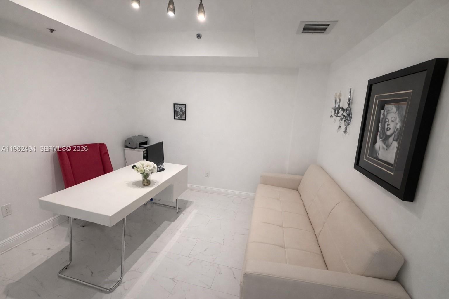 TAO SAWGRASS CONDOMINIUM - Residential