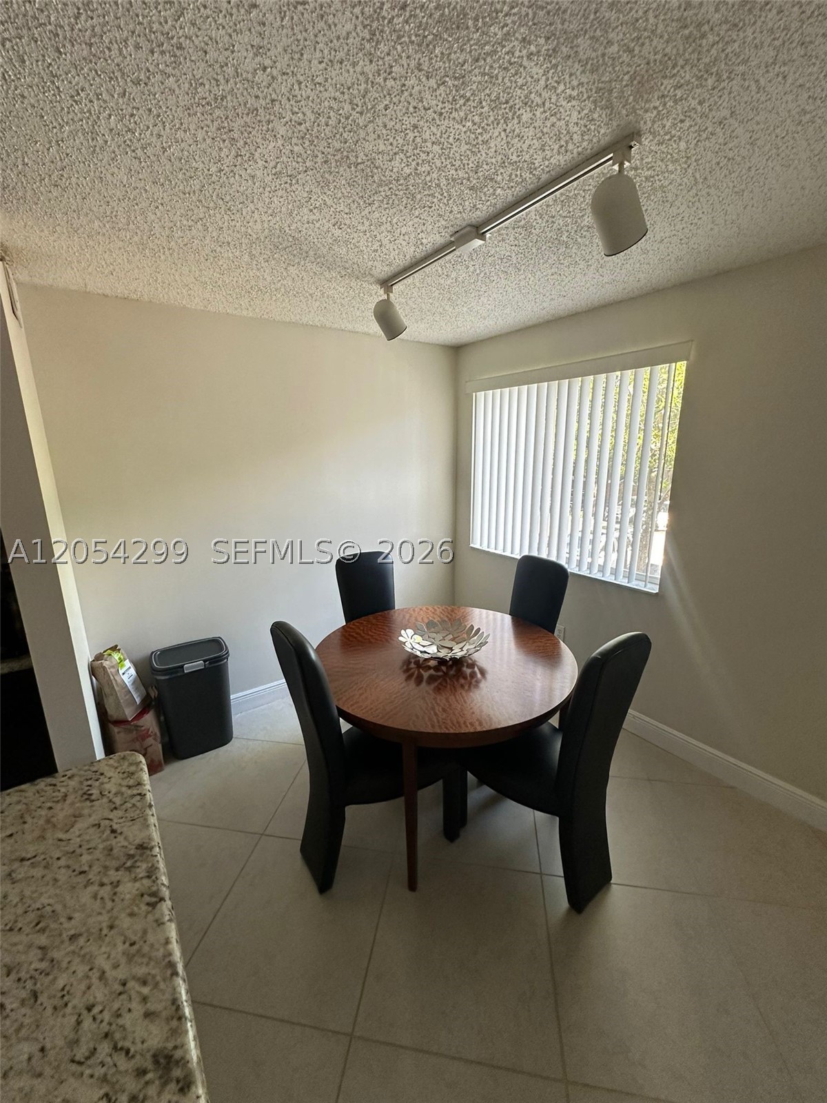 RIVIERA PALMS CONDO - Residential Lease