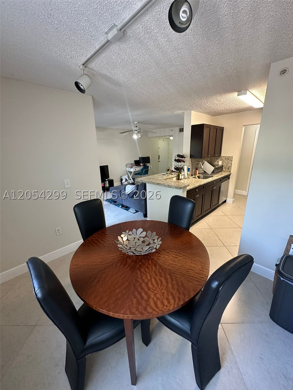 RIVIERA PALMS CONDO - Residential Lease