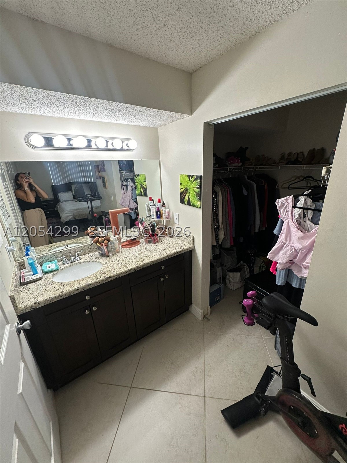 RIVIERA PALMS CONDO - Residential Lease