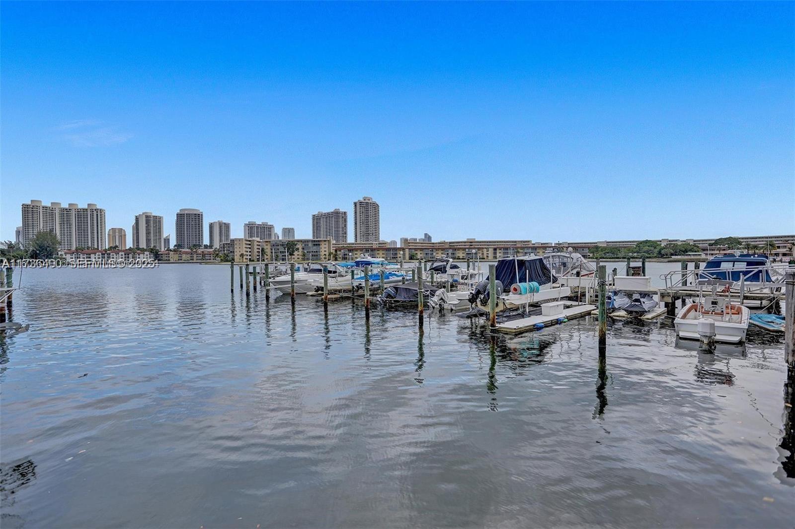DEL PRADO MARINA - Residential