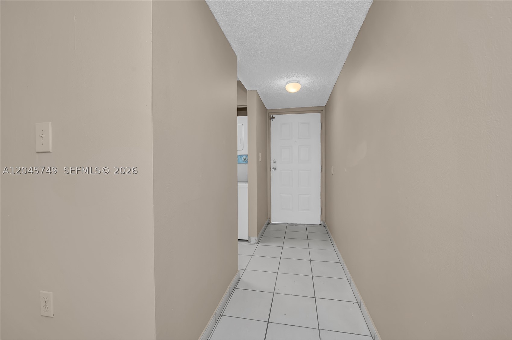 VILLAMORE CONDO - Residential Lease