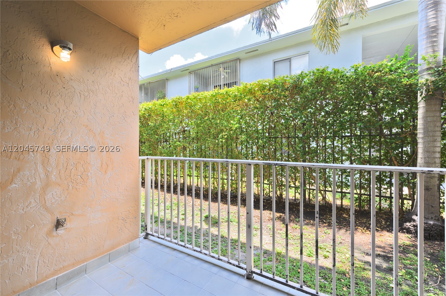 VILLAMORE CONDO - Residential Lease