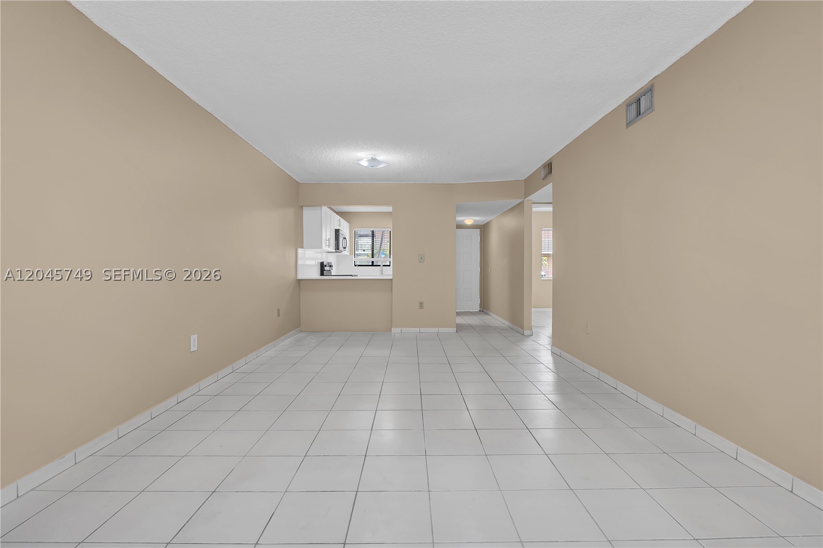 VILLAMORE CONDO - Residential Lease