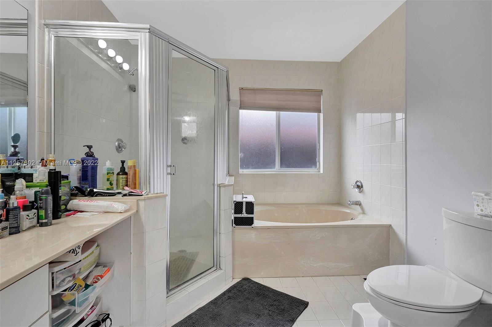 LAGUNA PONDS SEC 2 - Residential