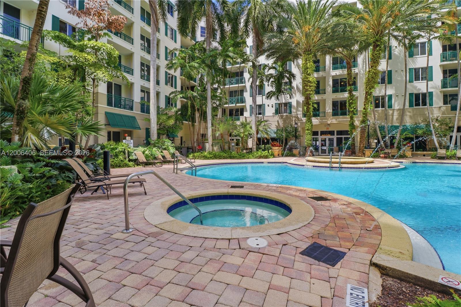 VERANDA CONDO - Residential