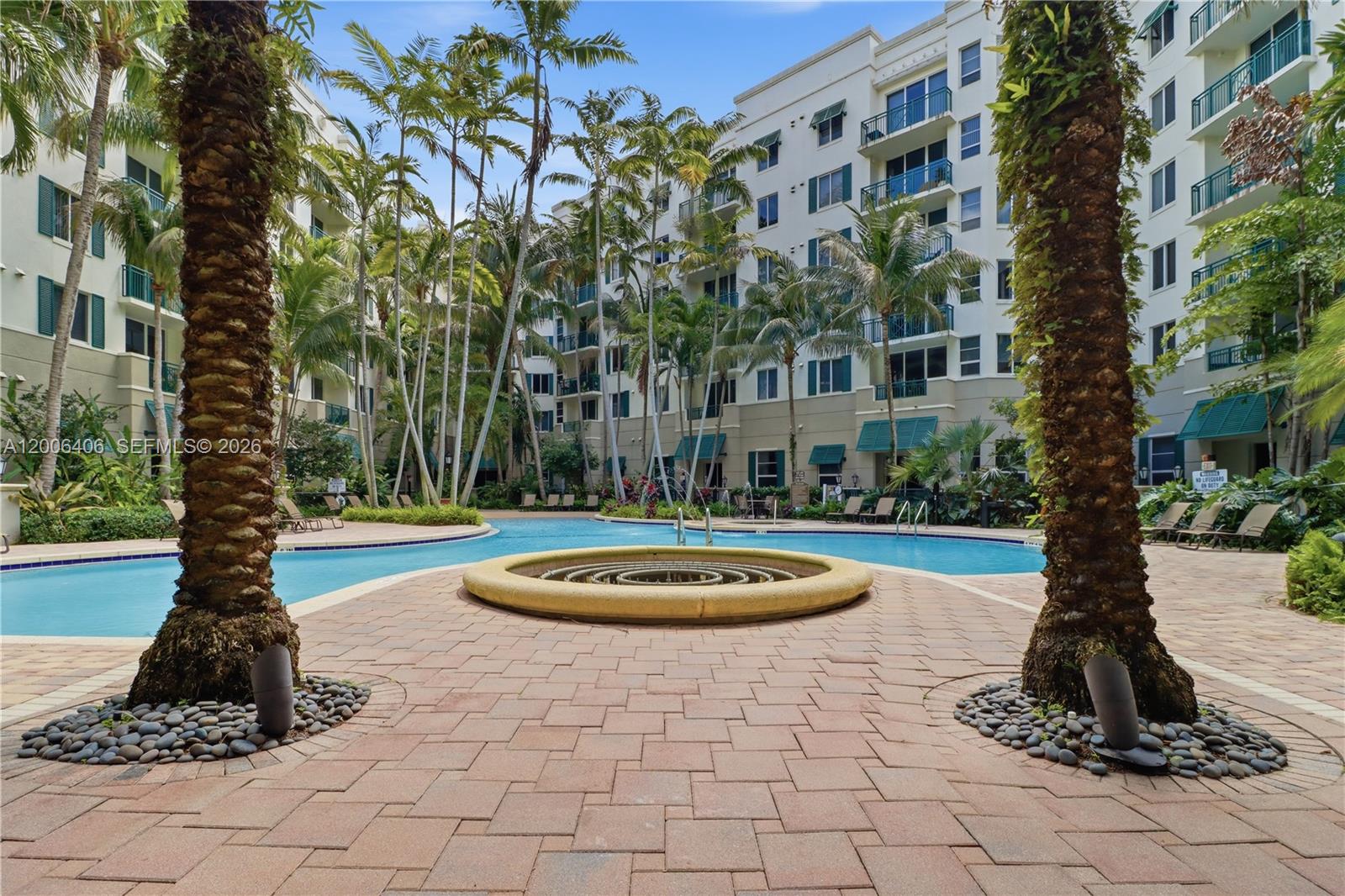 VERANDA CONDO - Residential