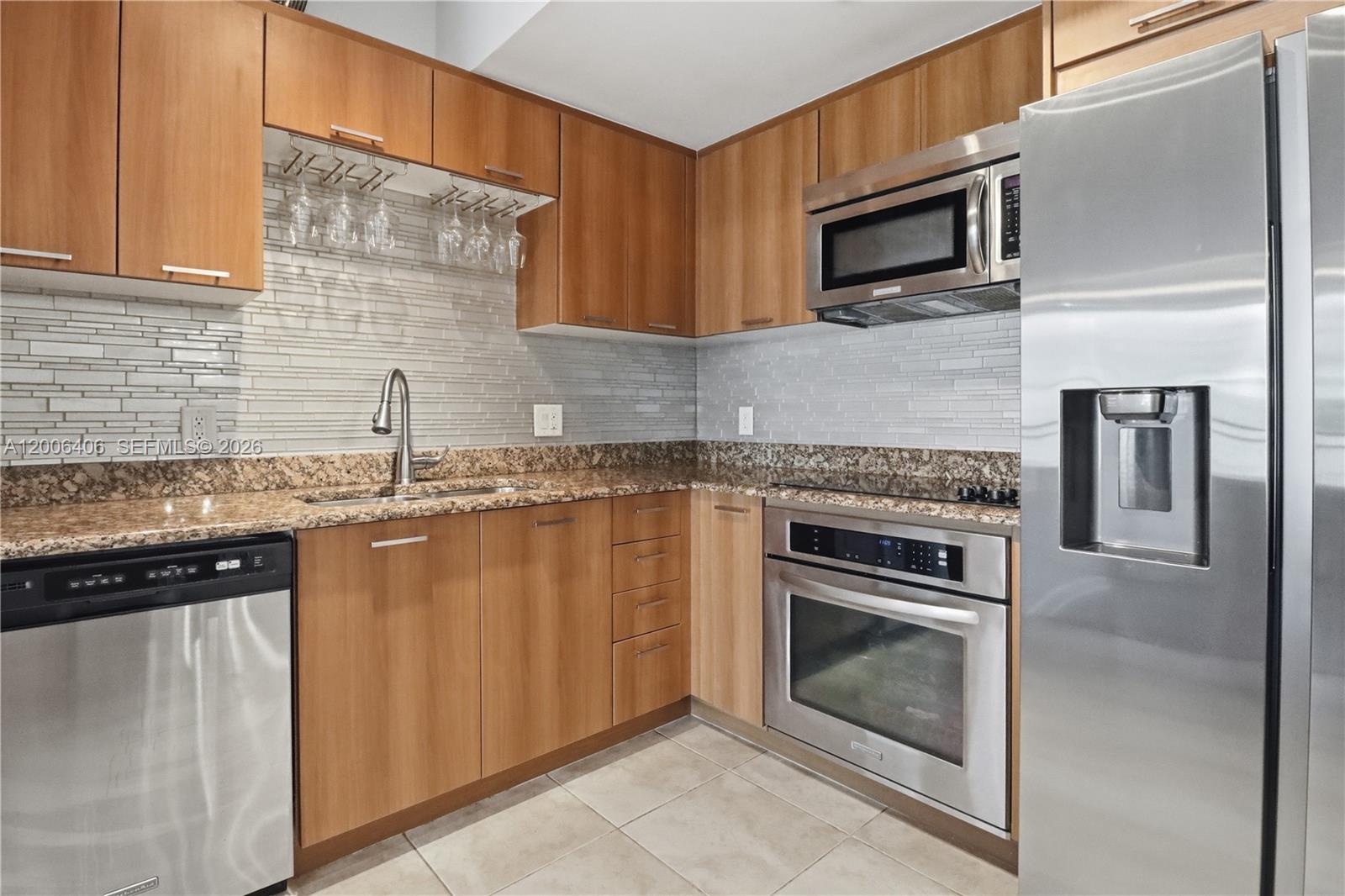 VERANDA CONDO - Residential