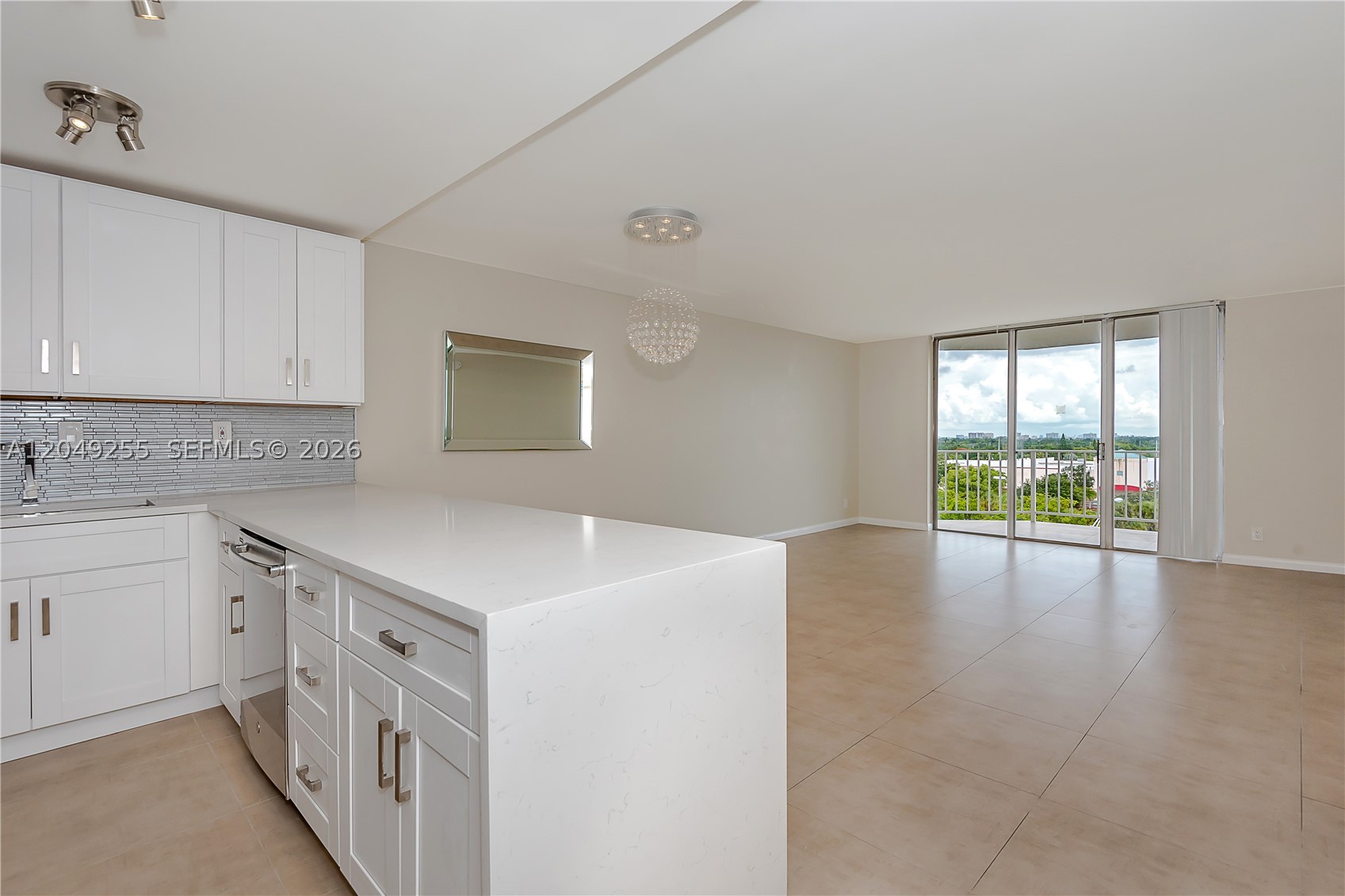GATEWAY HOUSE CONDO - SOU - Residential Lease
