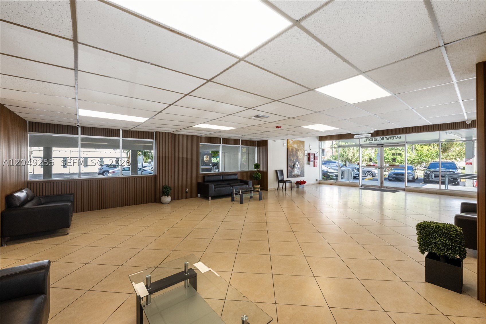 GATEWAY HOUSE CONDO - SOU - Residential Lease