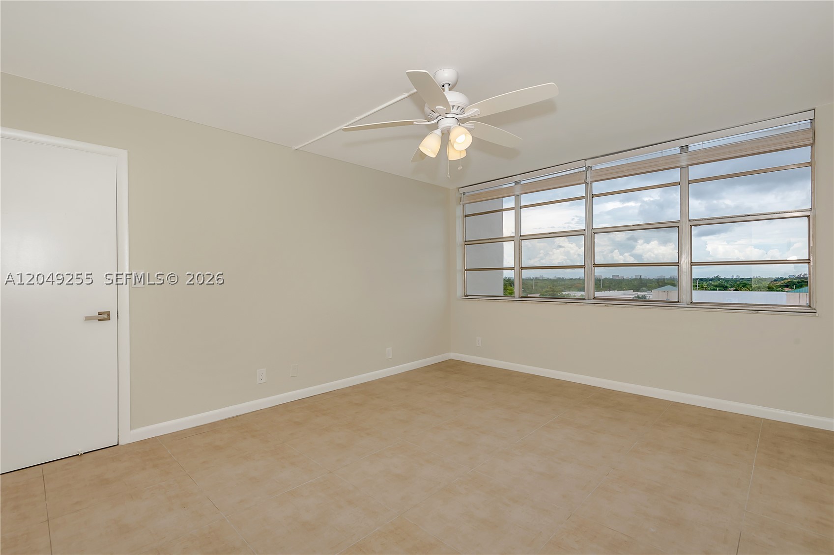 GATEWAY HOUSE CONDO - SOU - Residential Lease