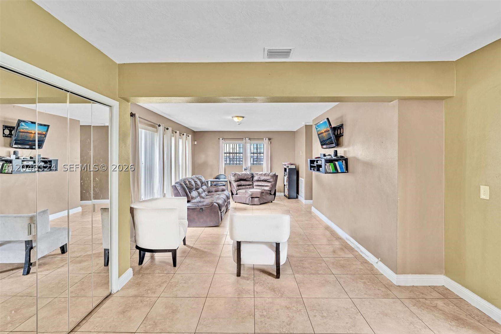 HIGHLAND MANOR SEC 5 - Residential