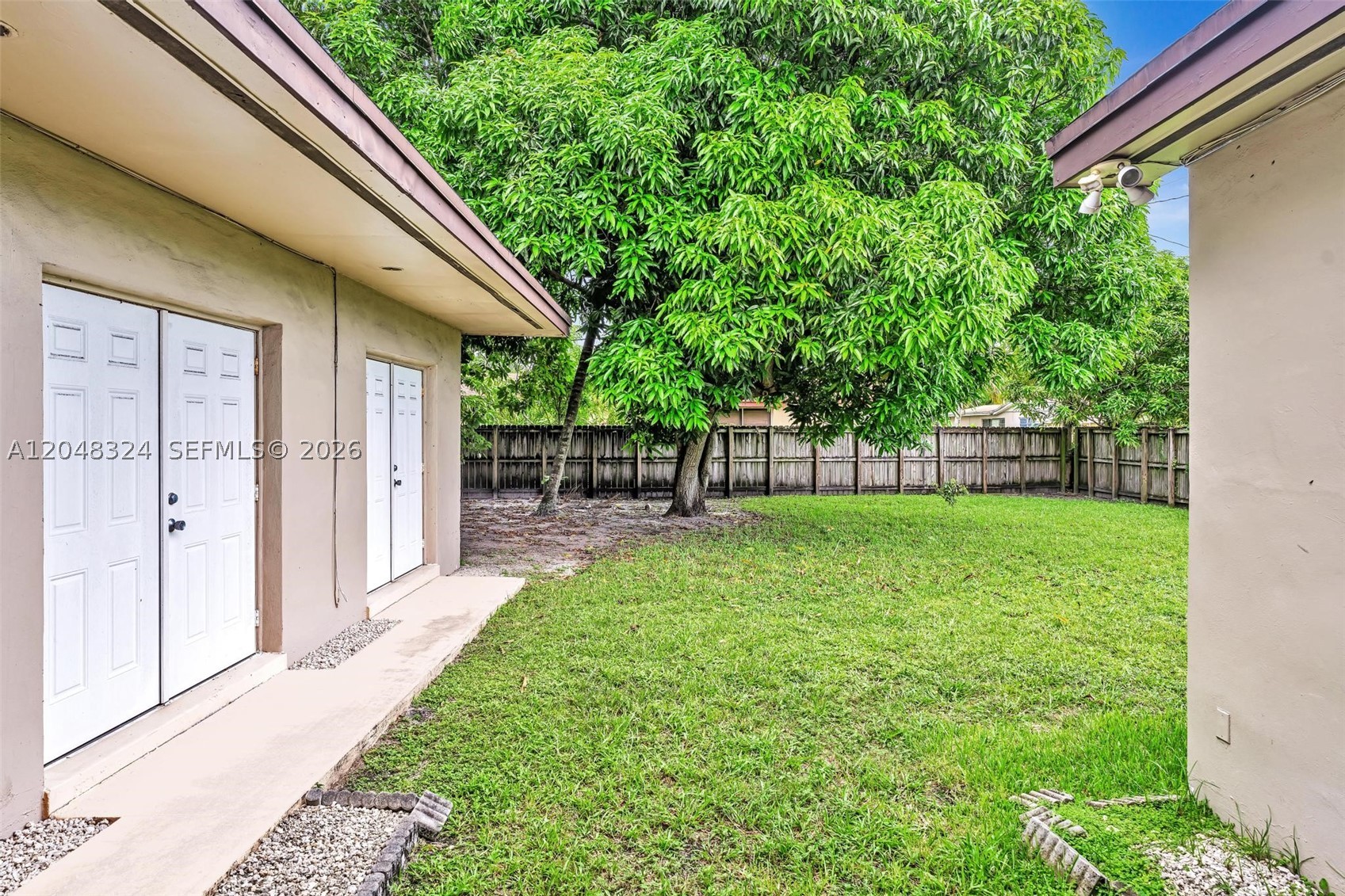 HIGHLAND MANOR SEC 5 - Residential