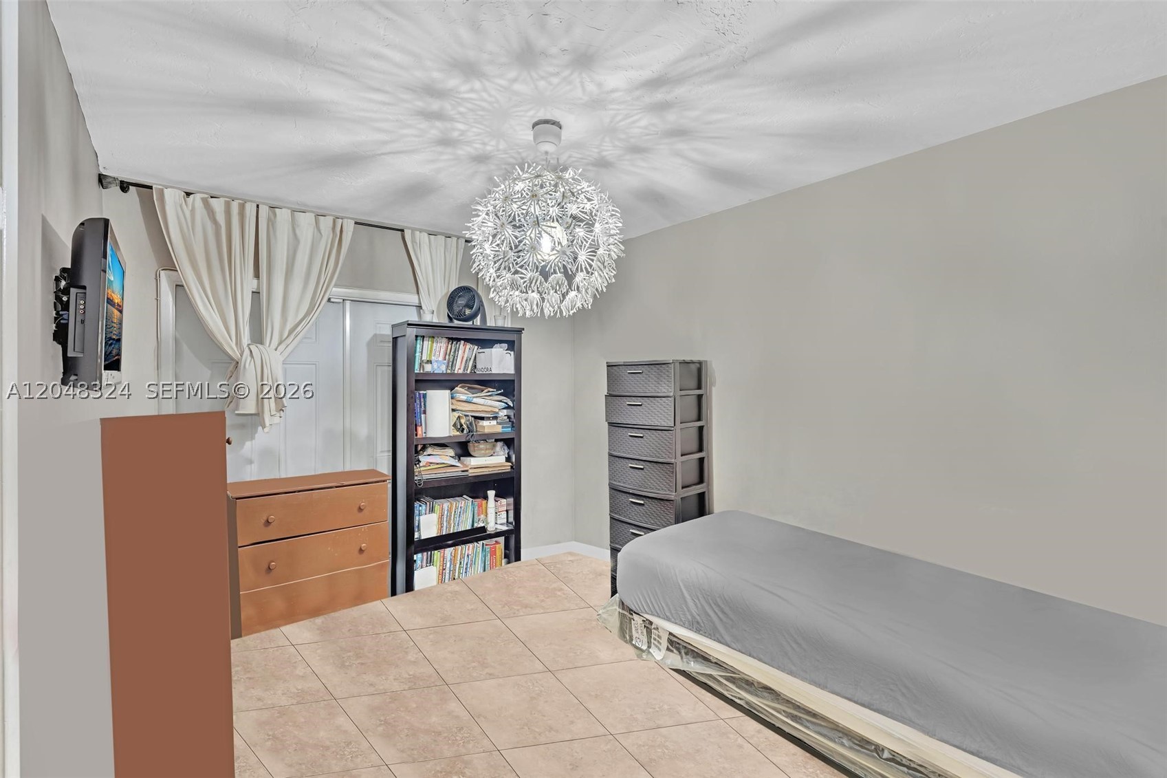 HIGHLAND MANOR SEC 5 - Residential