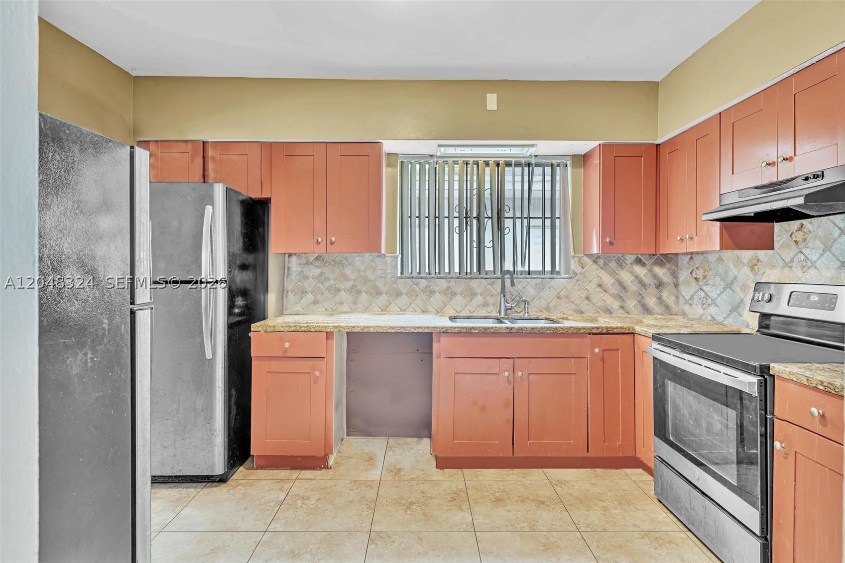 HIGHLAND MANOR SEC 5 - Residential