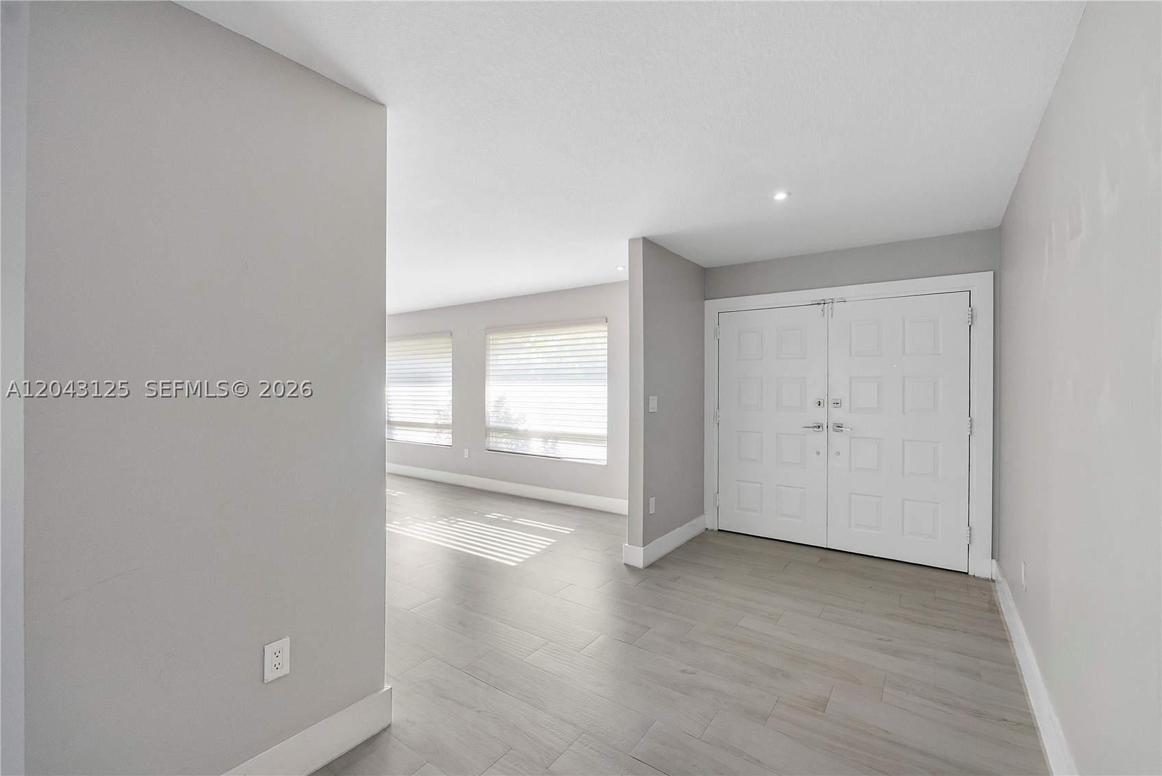 CHAMBERS LAND CO SUB NE1/ - Residential