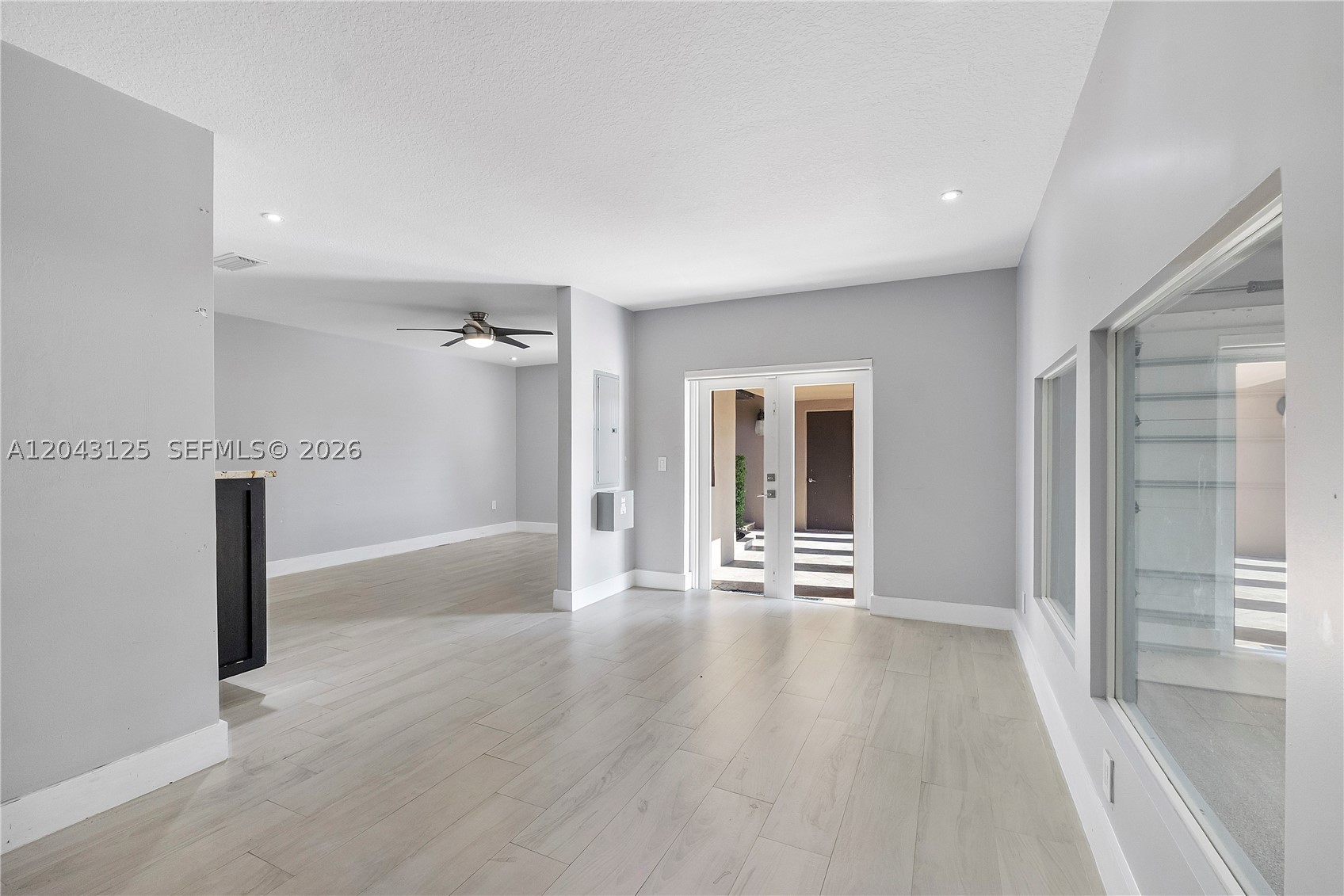 CHAMBERS LAND CO SUB NE1/ - Residential