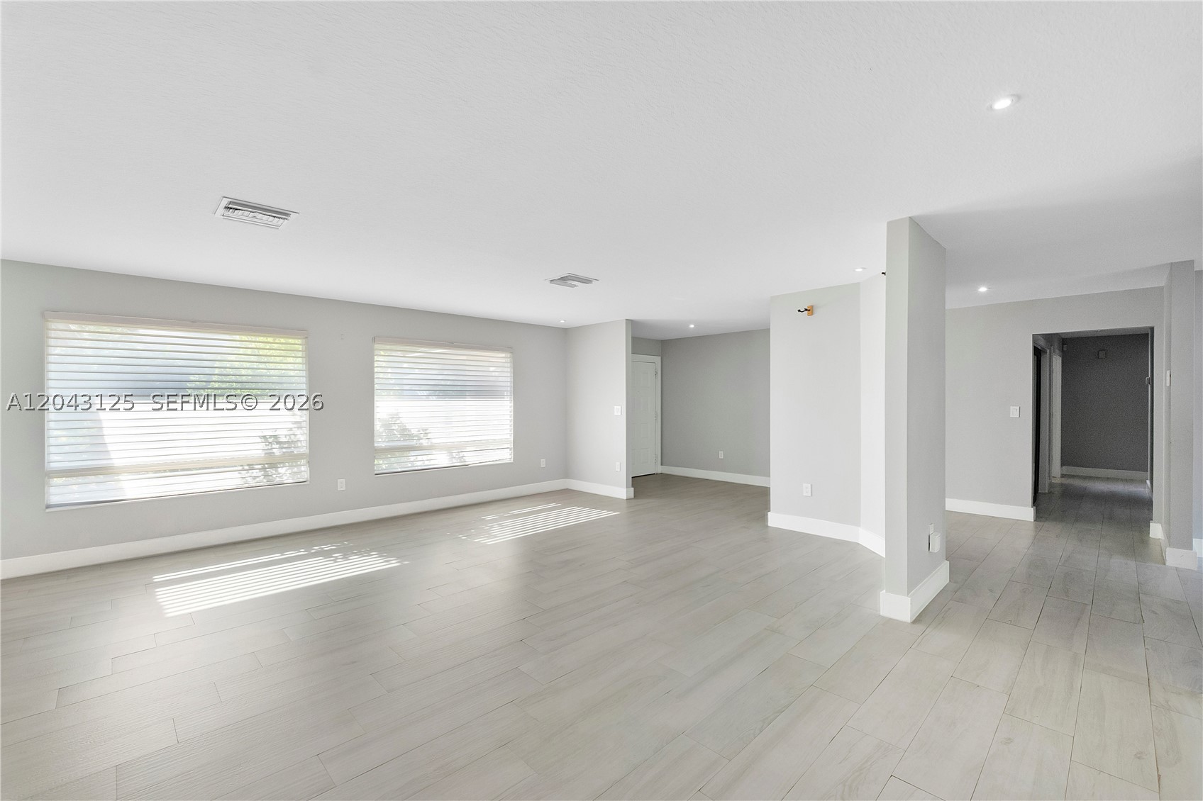 CHAMBERS LAND CO SUB NE1/ - Residential