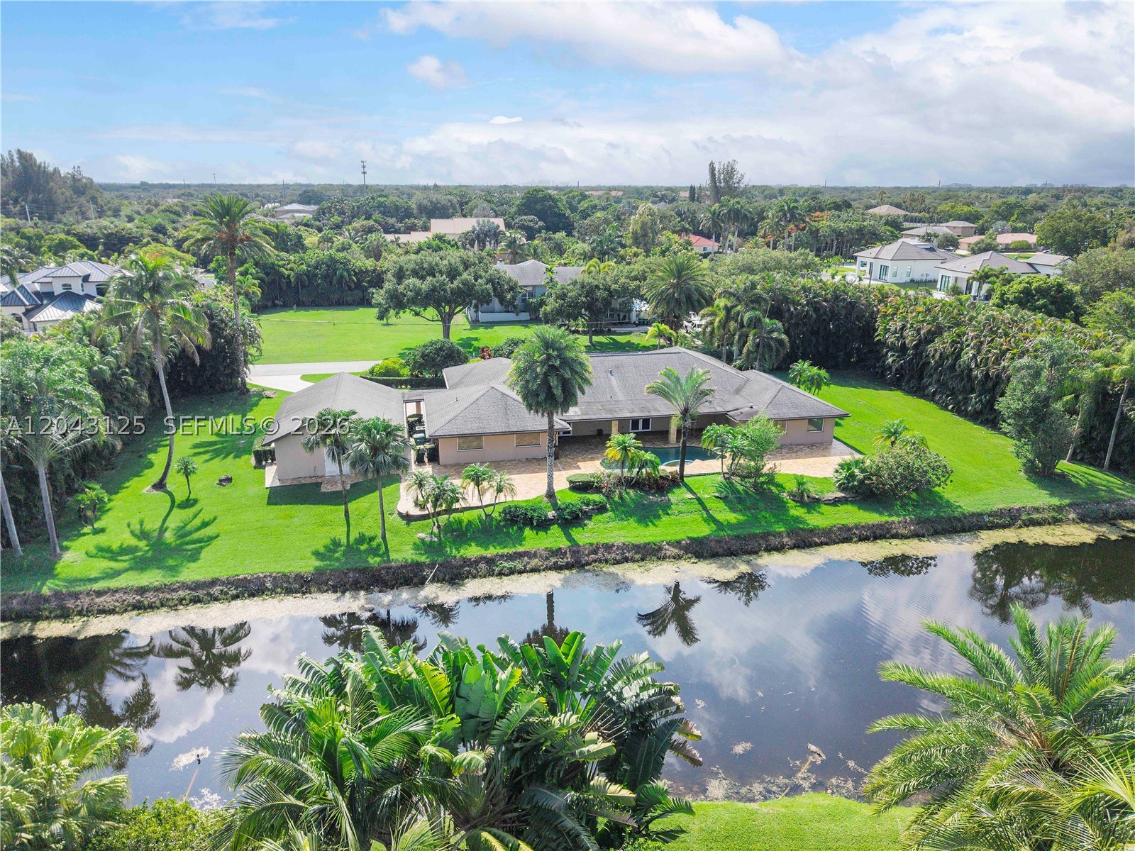 CHAMBERS LAND CO SUB NE1/ - Residential