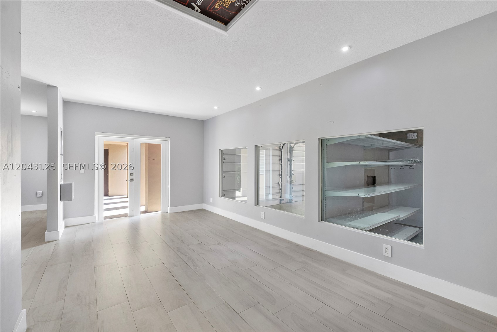 CHAMBERS LAND CO SUB NE1/ - Residential