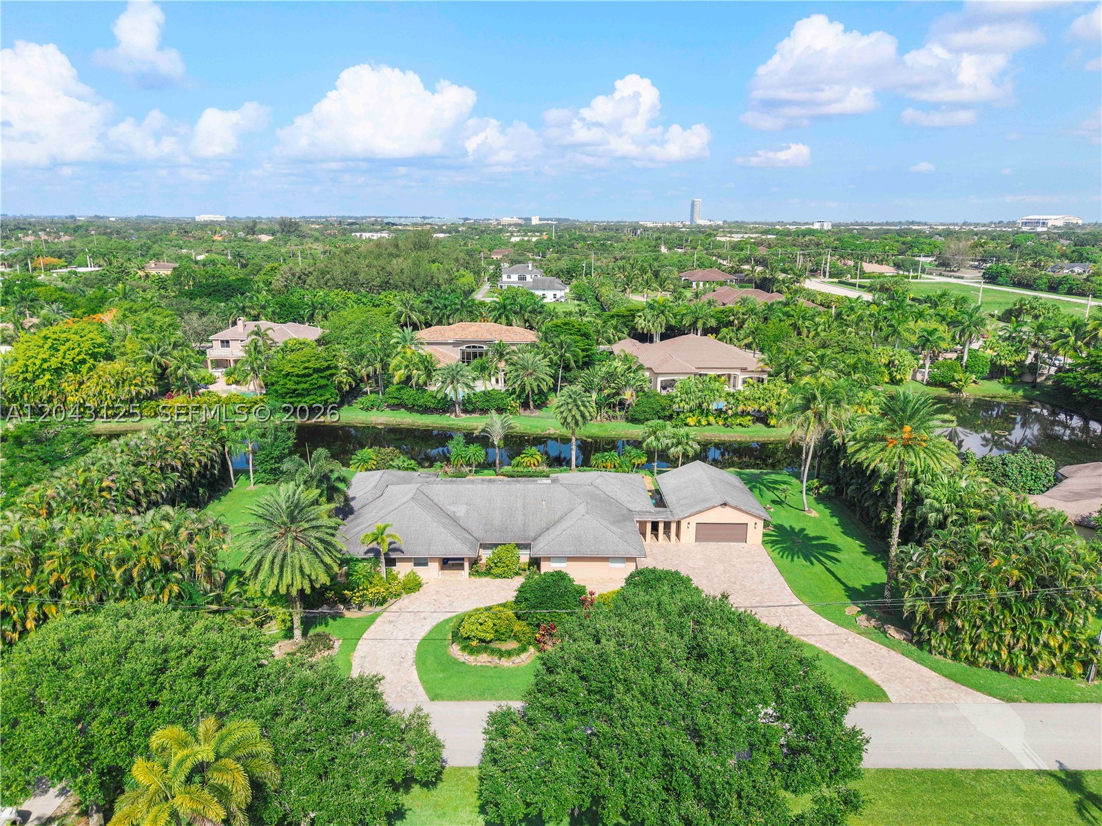 CHAMBERS LAND CO SUB NE1/ - Residential