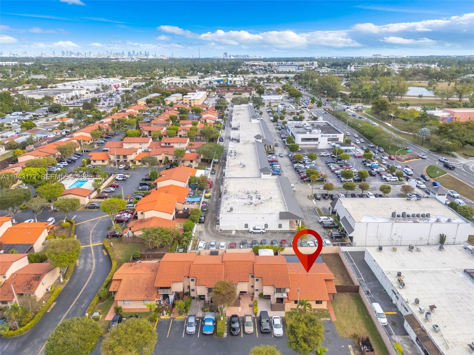 TROPICAL PARK VILLAS COND - Residential
