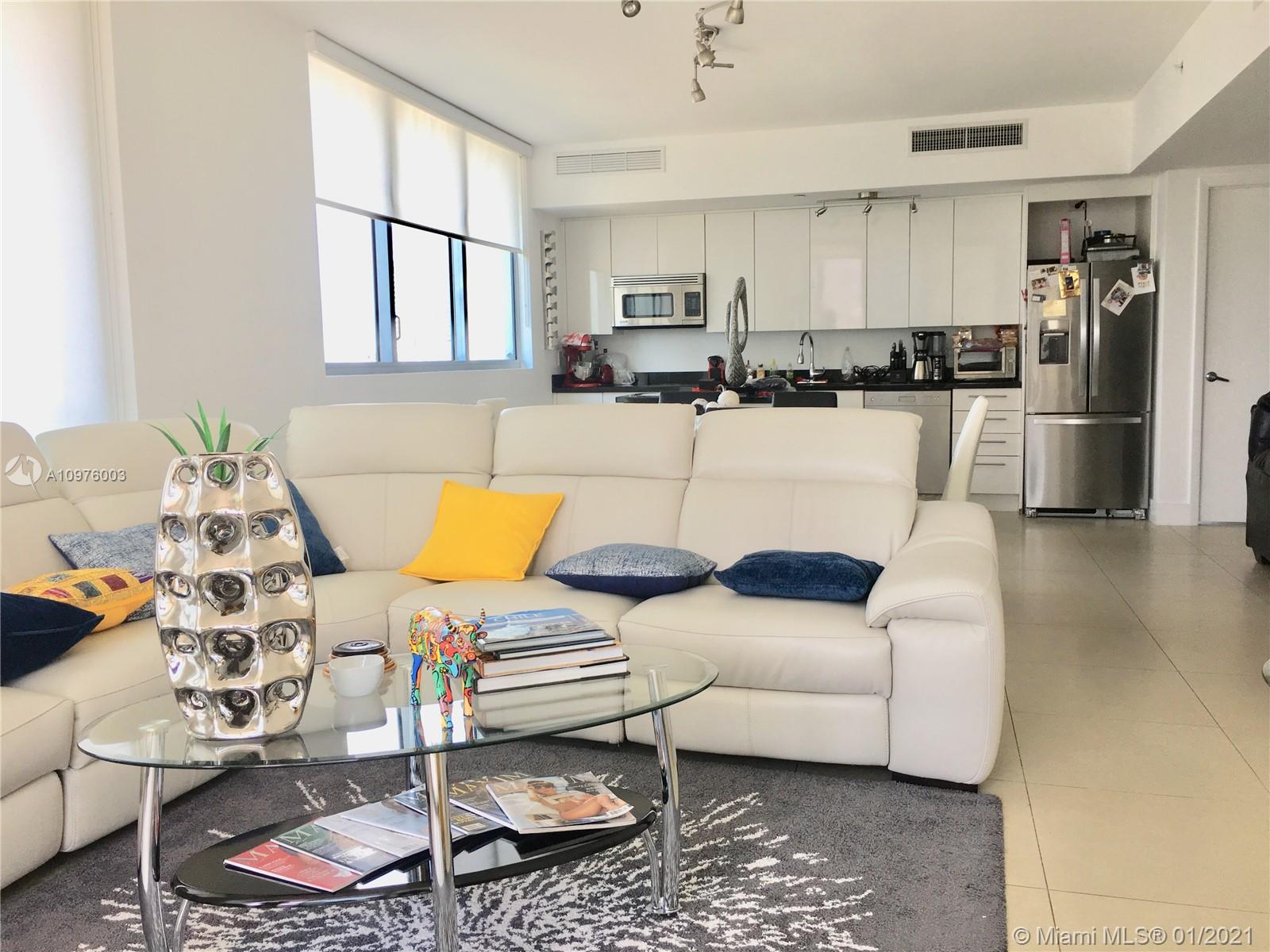 MINT CONDO - Residential