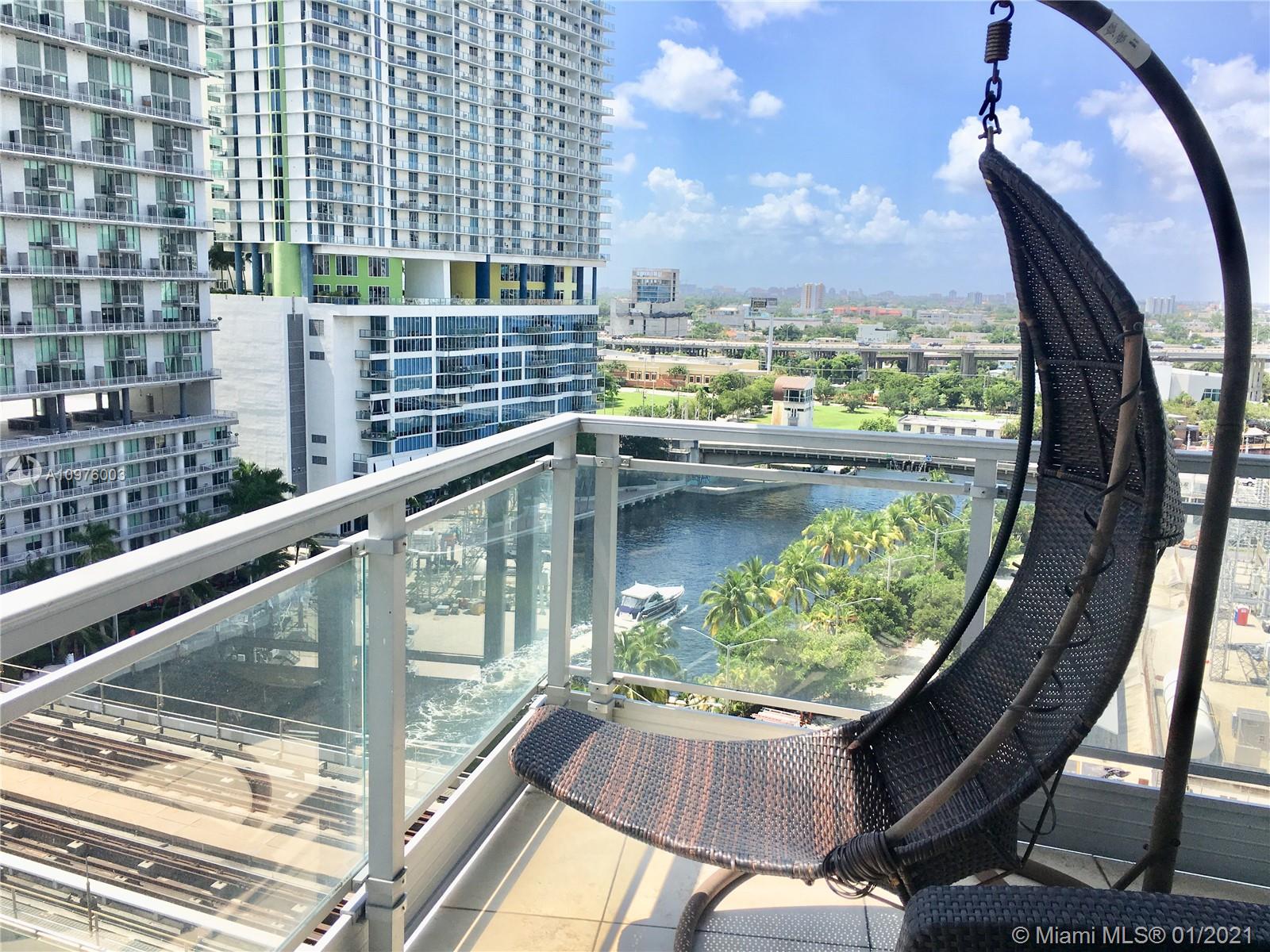 MINT CONDO - Residential