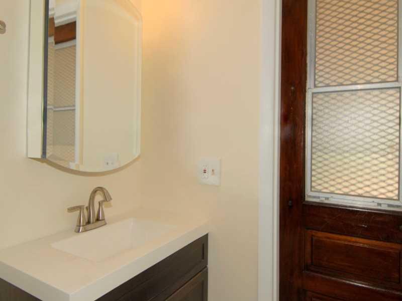 ROYAL PALM-VISTA EAST 90- - Residential