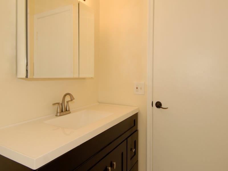 ROYAL PALM-VISTA EAST 90- - Residential