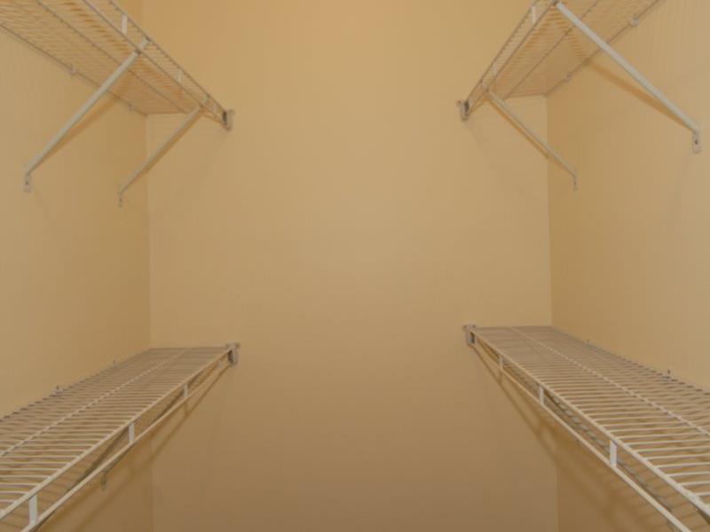 ROYAL PALM-VISTA EAST 90- - Residential