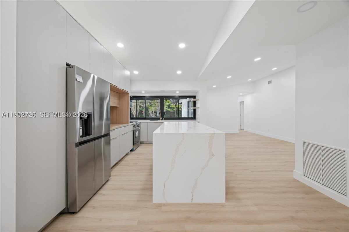 OAK WOOD - Residential