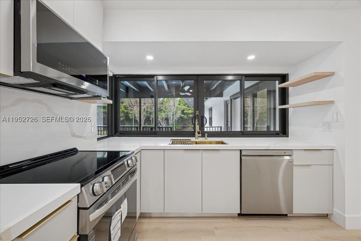 OAK WOOD - Residential