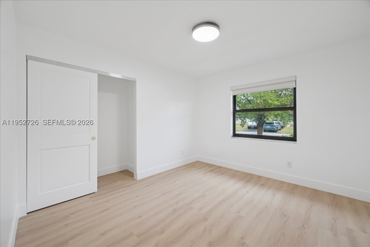 OAK WOOD - Residential