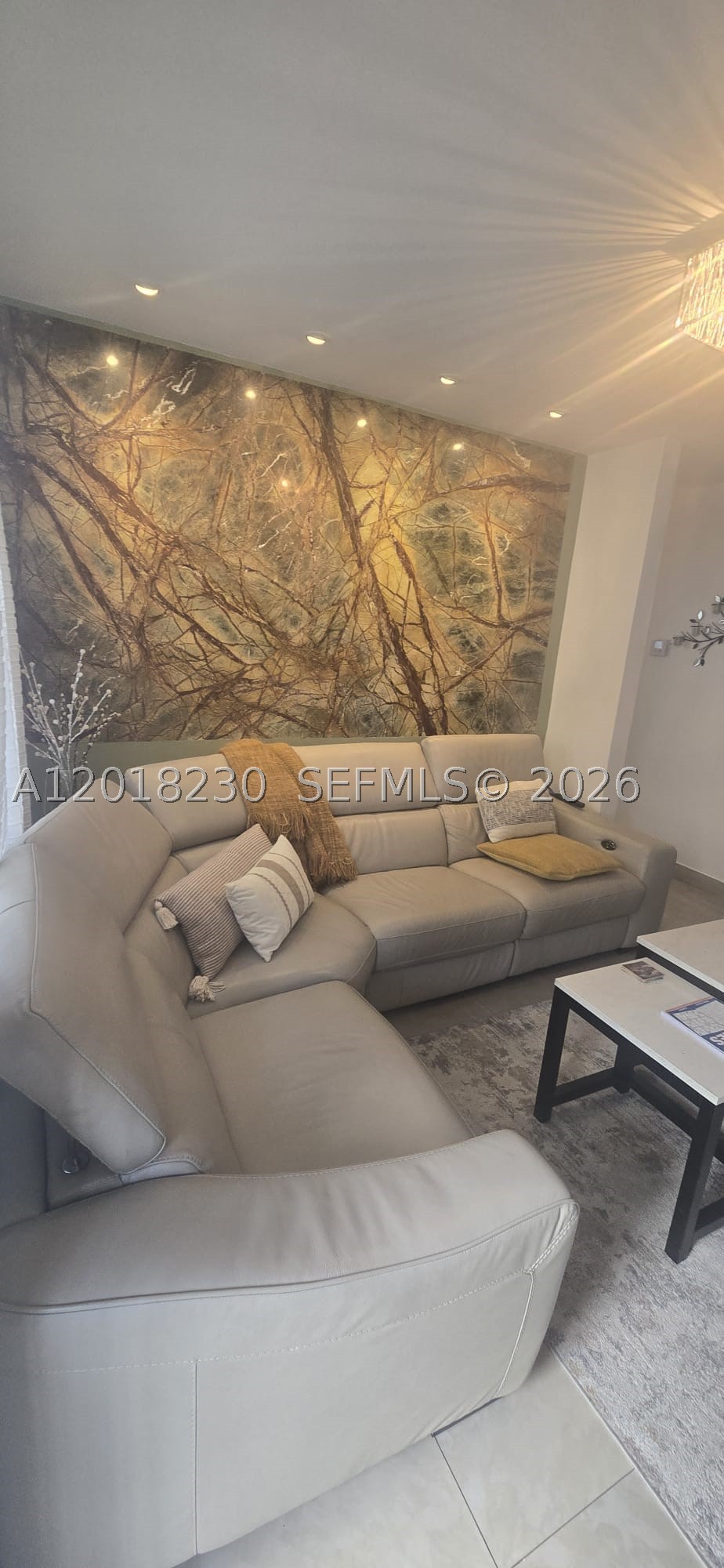 ORANGE PARK - Residential Income